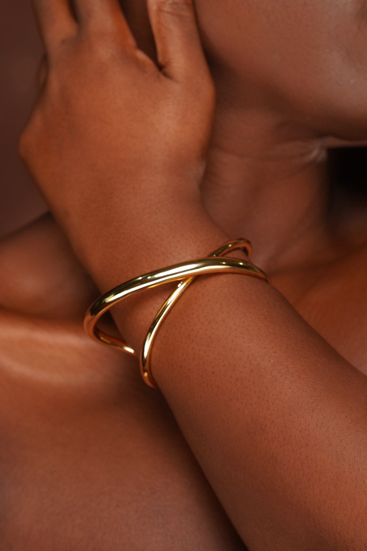 FEWI BANGLE